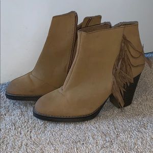 Fringe suede booties size 6